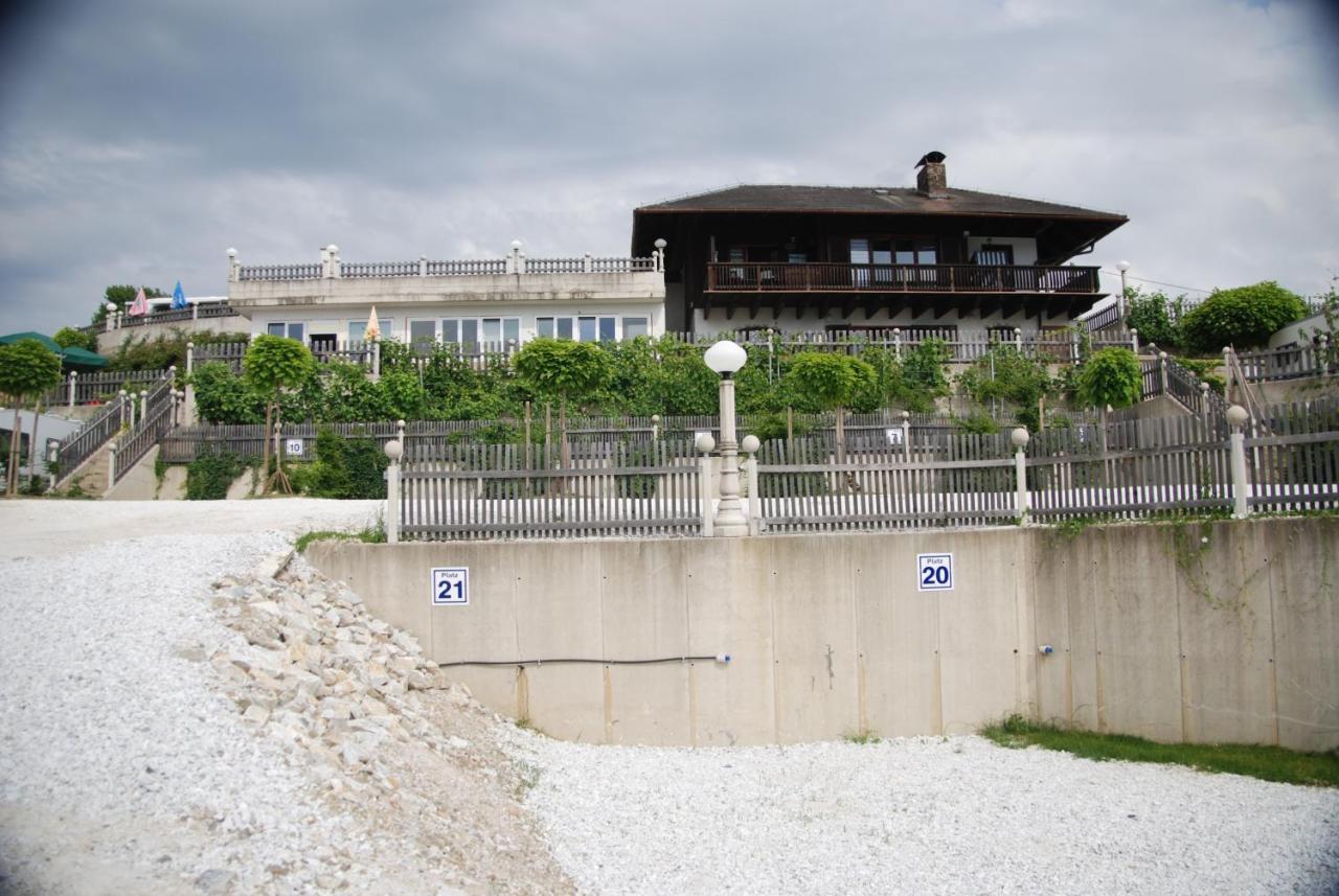 Naturpark-.Weinbergferienhaus Kitzeck im Sausal Bagian luar foto