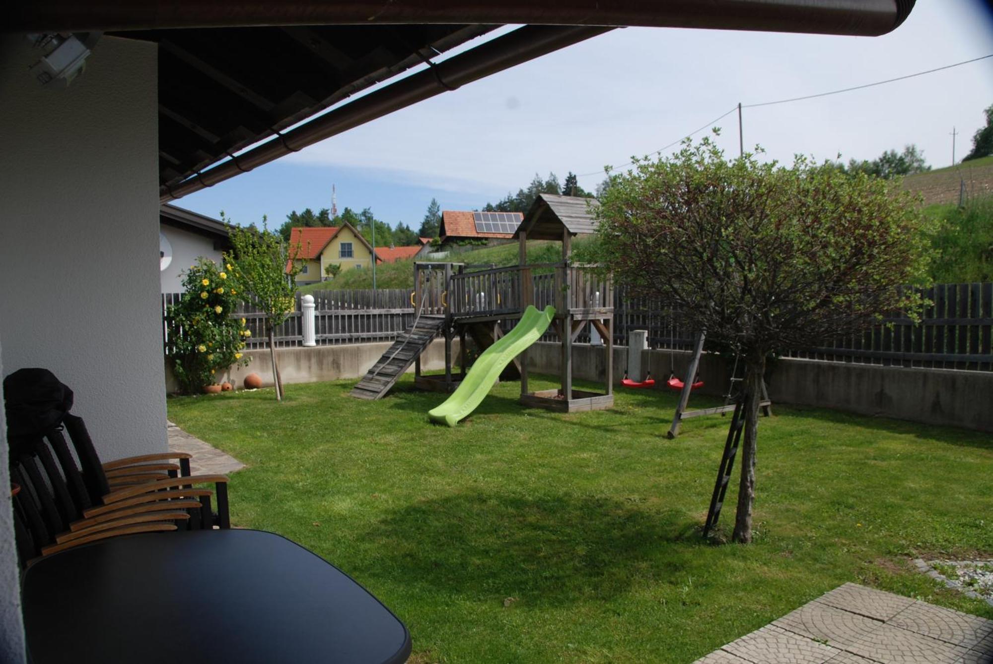 Naturpark-.Weinbergferienhaus Kitzeck im Sausal Bagian luar foto